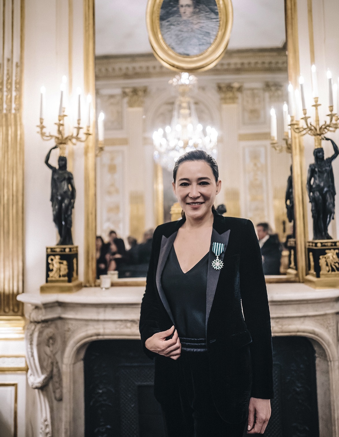 Paris, le 17 novembre 2021. Au ministère de la Culture, pendant la cérémonie de remise des insignes de chevalière de l'Ordre des Arts et Lettres à Cindy Chao, par Roselyne Bachelot, ministre de la Culture.